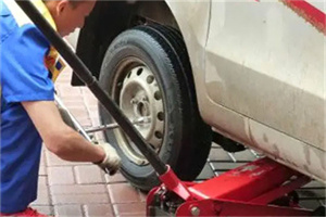 沙坪坝区附近拖车24小时服务热线电话